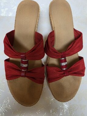 Italian Shoemakers Red Bow Slide Sandals